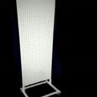 استند پانچی و‌پرده اتاق پرو