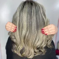 اف ویژه خدمات رنگ لایت ناخن و....