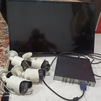 یک دستگاه ال ای دی ۳۲ و پکیج کامل دوربین