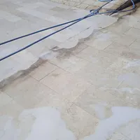 کفسابی تخصصی، برق بنداز به کف خونه‌|خدمات نظافت|آمل, |دیوار