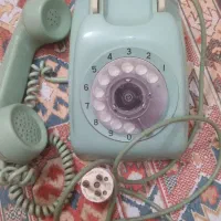تلفن فانتزی با رنگ خاص