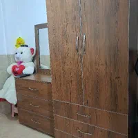 کمد و دراور و آینه
