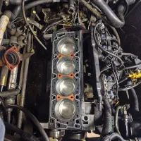 مکانیک برق خودرو سیار سهند تبریزفوری مغازه دار