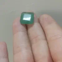 یک قطعه زمرد معدنی درشت و جواهری|جواهرات|شیروان (خراسان), |دیوار