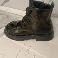 بوت بچگانه