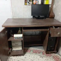 میز تحریر و کامپیوتر mdf در حد نو|میز تحریر و کامپیوتر|رشت, آب و برق|دیوار