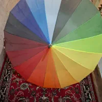 فروش ویژه ۲۰ عدد چتر رنگین‌کمانی مناسب دیزاین کافه