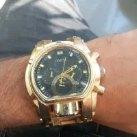 ساعت اینویکتا