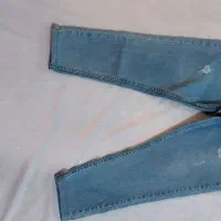 شلوار لی نو نو|لباس|قدس, شهر‌قدس|دیوار