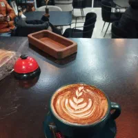 استخدام نیروی  جهت کار در کافه