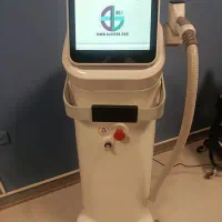 لیزر موهای زایدباآخرین و پیشرفته ترین دستگاه 2025