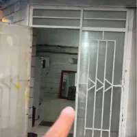 محل کار ۱۵ متر  درب مستقل