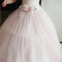 تعدادی لباس مجلسی