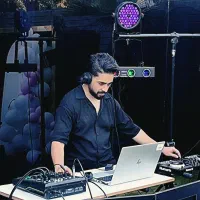 اجرای حرفه ای دیجی dj مراسمات با اجرای زنده گیتار|خدمات پذیرایی، مراسم|کرج, گوهردشت|دیوار