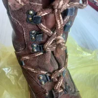 کفش بوت تمام چرم کوهنوردی|کیف، کفش، کمربند|اصفهان, فیض|دیوار