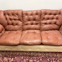 مبلمان راحتی چرم کاملا سالم