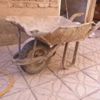 فرقون ودر کمد دیواری