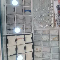 فروش دکور استند انگشتر،دستبند، ساعت،شیشه عطر،مانکن|فروشگاه و مغازه|قم, باجک یک|دیوار