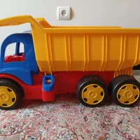 کامیون اسباب بازی