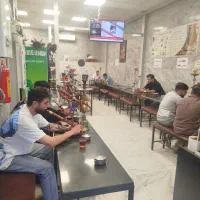 کاردر قهوه خانه