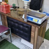میز مدیریت در حد