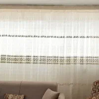 یک عدد پرده چهارمتری پذیرایی و دوعدد پشتی طبیعت