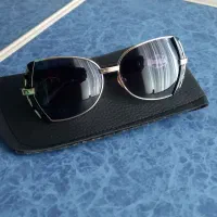 عینک آفتابی، گوشواره و دستبند مرواریداصل و النگو