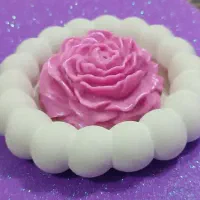 شمع به همراه جا شمعی