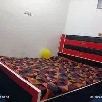 تخت و میز آرایشی