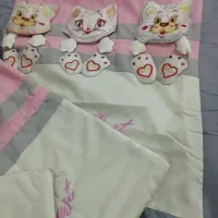 یک سه تیکه با هم و یک زیرانداز پوشاکو با یک بالشت|تخت و صندلی بچه|زاهدان, |دیوار