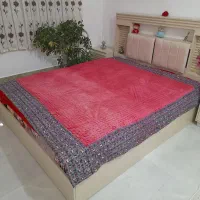 لحاف دو دردو متر درحدنو استفاده نشده زیاد