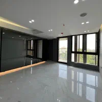 منزل ویلایی بسیار تمییز و ۲۱۰ متری شریف واقفی