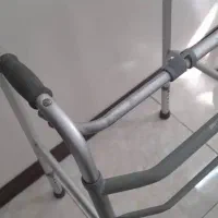 واکر چرخدار