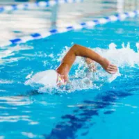 آموزش شنا از مبتدی تاحرفه ای جهت تیم شنا