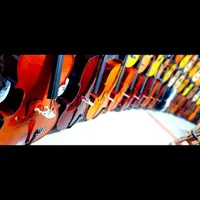 شهر ویولنسل (ویولن سل چلو)|ویولن|شیراز, سینما سعدی|دیوار
