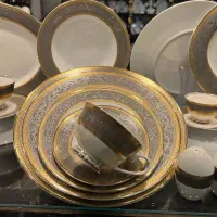 سرویس چینی طلاکوب ۱۸نفره