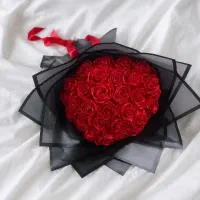 دسته گل ۱۶ شاخه فقط ۹۰۰تومن