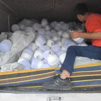 لامپ  ۶۰ وات با چیپ ۶۰ وات بدنه بزرگ باکیفیت