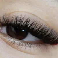 کاشت مژه وقت