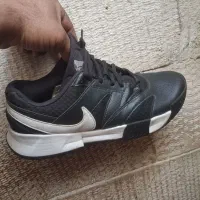 کتونی سالم و تمیز