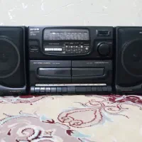 رادیو و ضبط دوکاست آیوا ژاپنی