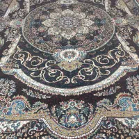 یک تخته فرش ۱۲ متری طرح ۷۰۰ شانه