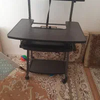 میز تحریر سالم