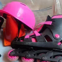 اسکیت با کلاه ایمنی و زانوبند و مانع و آرنج|دوچرخه، اسکیت، اسکوتر|رشت, نظری|دیوار