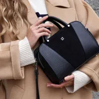 استخدام چرخکار ، تخته کار تولیدی کیف چرم