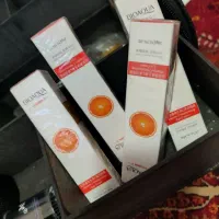 کرم دورچشم