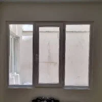پنجره با شیشه سالم upvc