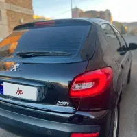 207 بدون رنگ|خودرو سواری و وانت|شهرضا, |دیوار