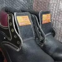 کفش ایمنی پای ارا