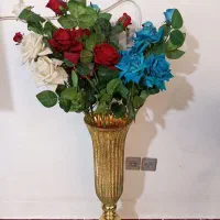 گل و گلدان در حد نو